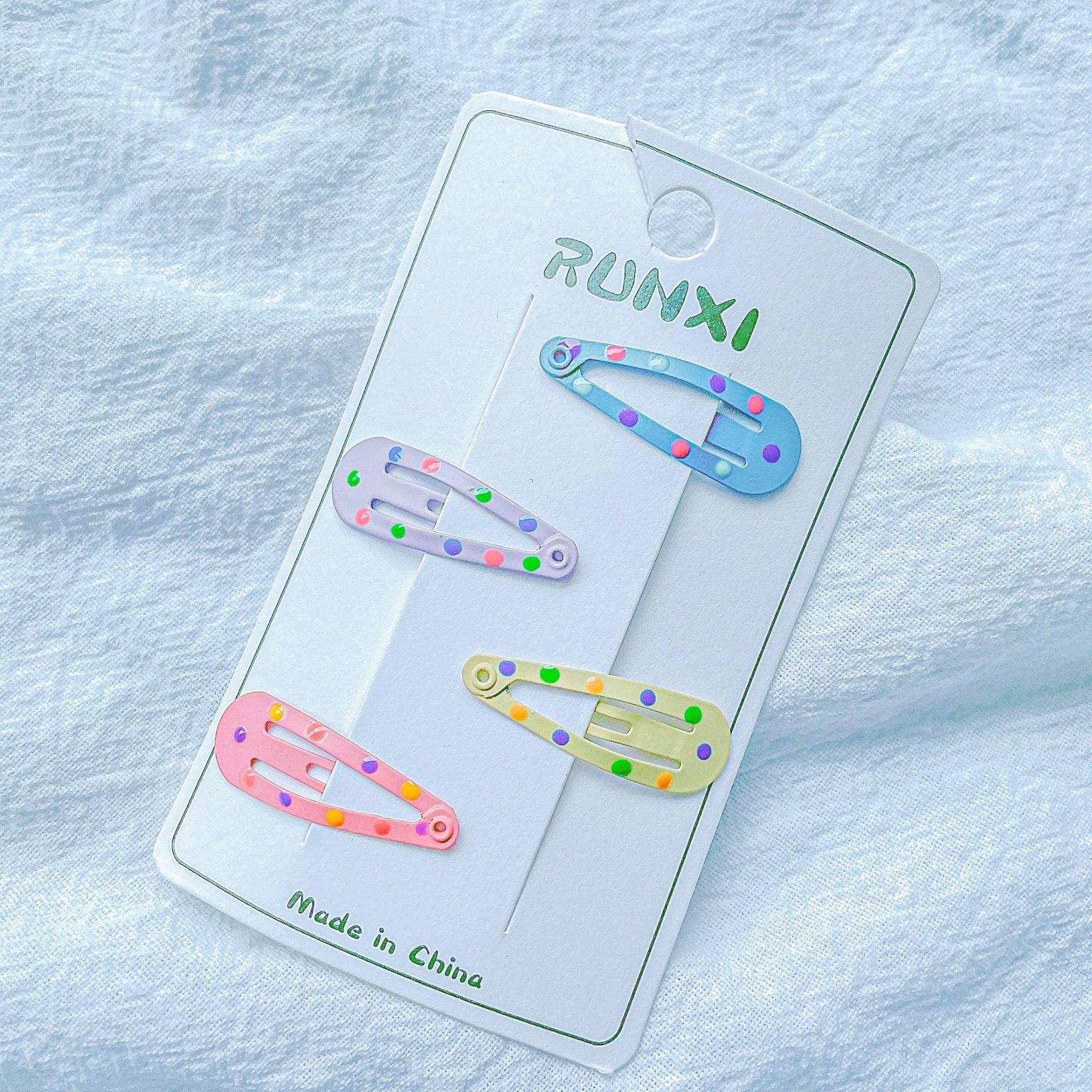 Water drop color randomly sent