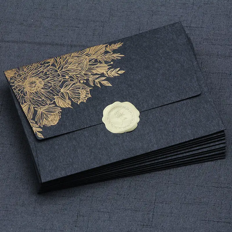 Brandneue kunden spezifische High-End-Luxus-Papier umschläge aus schwarzem Karton mit 250g/m², gedruckt mit goldenen Logo-Papier umschlägen