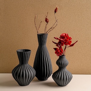 Jarrón <span class=keywords><strong>de</strong></span> Porcelana Blanco Simple <span class=keywords><strong>de</strong></span> Estilo Europeo Americano Behan, Diseño Texturizado Esmerilado Bei Grain para <span class=keywords><strong>Flores</strong></span> Secas Hidropónicas - Product Image 4