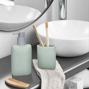 Juego de recipientes de plástico para loción corporal, dispensador de espuma y soporte para cepillo de dientes y peine, marca BRANDANI, fabricado en Italia. - Product Image 1