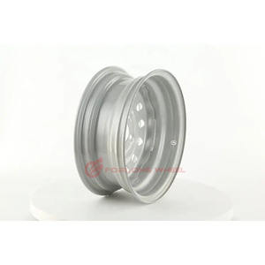 Jantes de <span class=keywords><strong>remorque</strong></span> FORLONG <span class=keywords><strong>5</strong></span> <span class=keywords><strong>trous</strong></span> en acier à rayons multiples argent à charge élevée Jantes de <span class=keywords><strong>remorque</strong></span> <span class=keywords><strong>14</strong></span> <span class=keywords><strong>pouces</strong></span> - Product Image 5