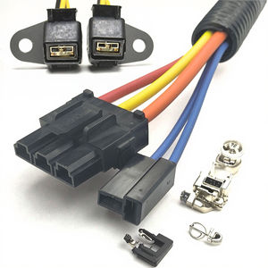 トラックトレーラー成形3プロングピグテールハーネス銅導体PVC断熱ストップターンテールブレーキバックアップ光配線ハーネス - Product Image 1