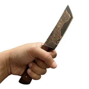 Cuchillo de Hoja Fija de Acero Damasco y Cobre con Mango de Madera, Personalizable, para Caza, Camping y Supervivencia - Product Image 1