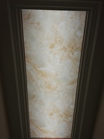 Plaque acrylique translucide effet marbre pour les plafonds de couloirs commerciaux, les murs décoratifs, les panneaux de caissons lumineux d'ascenseurs et l'éclairage de meubles.