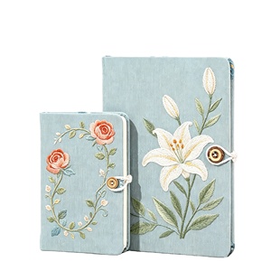 Carnet à couverture en tissu brodé, journal en toile de lin avec broderie florale, agenda ligné A5 <span class=keywords><strong>pour</strong></span> femmes, <span class=keywords><strong>cadeau</strong></span> <span class=keywords><strong>pour</strong></span> elle - Product Image 1