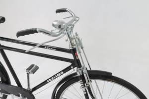 Bicicleta Tradicional Negra <span class=keywords><strong>de</strong></span> 28 Pulgadas para Dama, <span class=keywords><strong>de</strong></span> Una Velocidad, con Horquilla <span class=keywords><strong>de</strong></span> Acero y Pedales <span class=keywords><strong>de</strong></span> Bola, para Adultos Unisex - Product Image 4