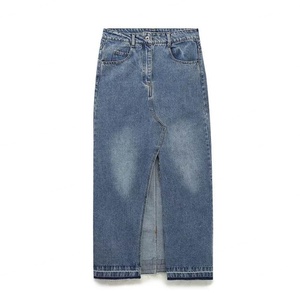 Jupe en jean fendue taille haute polyvalente style européen et américain, tricotée, délavée, nouvelle collection printemps-été 2026 pour femme ZA - Product Image 1