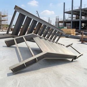 Escalier droit d'évacuation en acier galvanisé pour intérieur et extérieur, prix d'usine, couleurs personnalisées, main courante incluse - Product Image 1
