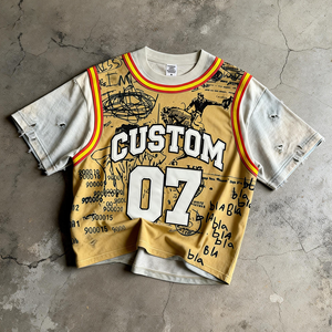 Camiseta de Hombre de Algodón 100% con Logotipo Bordado e Impreso, Corte Holgado y Extra Grande, Manga Corta, Estilo Desgastado - Product Image 1