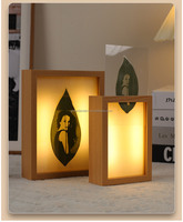 Lampe de chevet LED rechargeable intelligente en acrylique et bois, style nordique, avec cadre photo, motif feuille sculptée, pour décoration intérieure