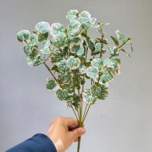 Vente en gros de tiges de verdure artificielle multicolores, fausses feuilles de <span class=keywords><strong>lierre</strong></span> et de feuilles de monnaie <span class=keywords><strong>avec</strong></span> feuillage varié, pour la décoration de bouquets et couronnes - Product Image 4