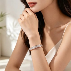 Bracelet jonc étanche en acier inoxydable CZ, fin et large, deux tailles, or, argent, or rose, bijoux cadeau - Product Image 1