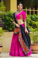 Chaniya Choli entièrement cousu pour les femmes Navratri Lehenga Choli au prix de gros de l'Inde