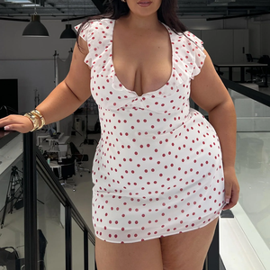 Abito Aderente <span class=keywords><strong>Bianco</strong></span> <span class=keywords><strong>e</strong></span> <span class=keywords><strong>Rosso</strong></span> con Maniche a Volant per Donna Taglie Forti, <span class=keywords><strong>Outfit</strong></span> Retrò per Feste Serali - Product Image 1