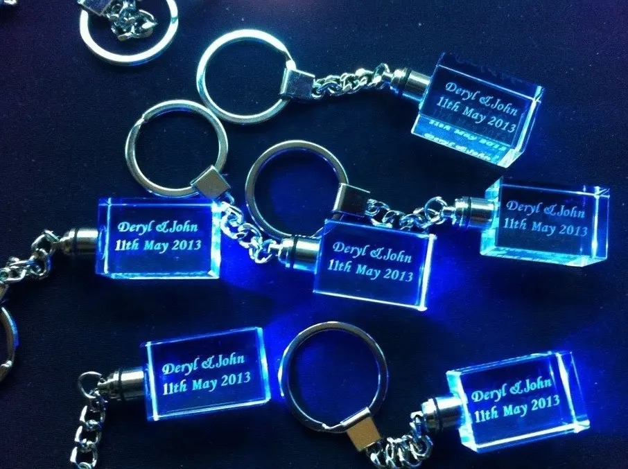 Engraved Keychain MH-YS0021 Wholesale Cheaper Keychain Light 3d Laser Engraved Animal Led Crystal Keychain