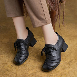 Chaussures en cuir à talon carré confortables et confortables pour femme, style britannique, bout rond, à lacets, à talon haut, à bout souple - Product Image 3