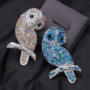 Personnalité pleine de strass hibou broche mode hommes femmes broche accessoires <span class=keywords><strong>bijoux</strong></span> - Product Image 1