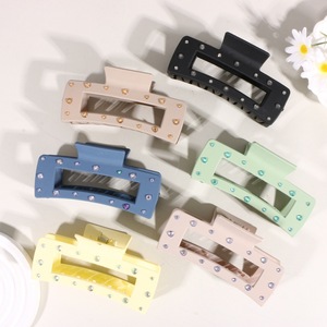 Pince à cheveux rectangulaire coréenne en plastique avec strass de 10,5 cm, élégante et givrée, pour usage quotidien, pour femmes - Product Image 1