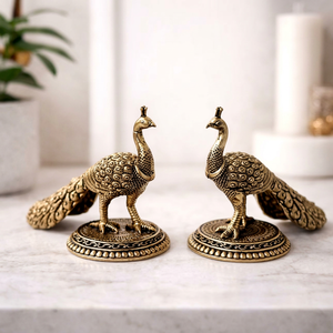 Figurine de paon en métal vintage, statue d'animal en métal massif, décoration de table Feng Shui pour la maison et le bureau - Artisanat Ali - Product Image 1