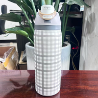 Bouteille Sportive Isotherme Portable en Acier Inoxydable 304, Grande Capacité 960 ml/32 oz, Tasse à Fruits Double Usage Personnalisable – Vente Flash