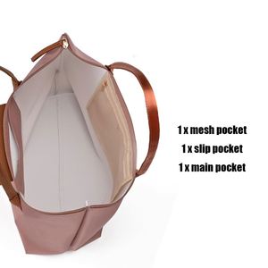 กระเป๋าโท้ทไนลอนแบบพับได้ น้ำหนักเบา กว้างขวาง พร้อมหูหิ้วด้านบน เหมาะสำหรับทำงาน ท่องเที่ยว หรือใช้ในชีวิตประจำวัน - Product Image 6