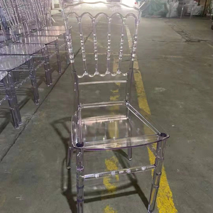 Sedie Chivari in Resina Plastica Trasparente per Eventi e Feste, Lussuose Sedie da Matrimonio Bianche Stile <span class=keywords><strong>Tiffany</strong></span> - Product Image 1