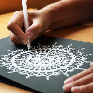 Ручки с очень тонкими точками 0,8 мм, гелевые ручки, набор белых гелевых ручек для рисования черной бумаги, эскизов, иллюстраций, изготовления карт - Product Image 2