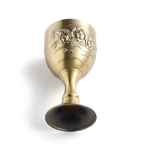 Copa de Latón con Logotipo Personalizado, Diseño Individualizado, Grabado en Relieve, Venta al Por Mayor - Product Image 6