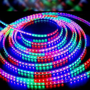 ไฟ LED RGB แบบยืดหยุ่น 30LED/เมตร พร้อมรีโมทคอนโทรล ปรับความสว่างได้ มาตรฐานกันน้ำ IP65 สำหรับใช้ภายในอาคาร แผงวงจร PCB สีขาว กว้าง 4 มม. ค่า CRI สูง 80 - Product Image 1