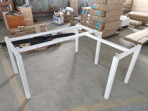 Guangzhou <span class=keywords><strong>BERSON</strong></span> Factory Nuevo diseño Alta calidad en forma de L Muebles de oficina Piezas de hardware de escritorio Ceo Patas de muebles de escritorio - Product Image 5