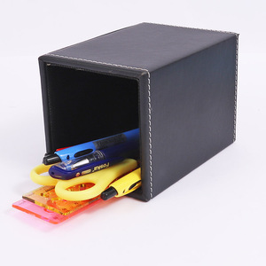 Livraison rapide, pot <span class=keywords><strong>à</strong></span> <span class=keywords><strong>crayons</strong></span> carré en PVC durable de 3,4 x 3,4 x 4,7 pouces avec surpiqûres blanches attrayantes pour banque, hôtel, bureau - Product Image 3
