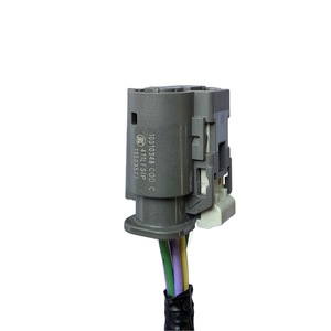 10010342 Connecteur automobile étanche à 3 broches MLK 1.2 Série HPC Code GM 13503571 B <span class=keywords><strong>Gris</strong></span> <span class=keywords><strong>clair</strong></span> IATF 16949 - Product Image 2