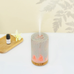 Diffuseur d'arômes en résine parfumée 100 ml avec lumière LED, alimenté par USB, pour usage domestique et commercial - Product Image 3