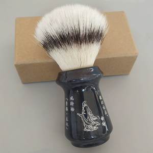 Brocha de Afeitar DISHI al por Mayor, Brocha de Afeitar para Hombre con Pelo Sintético, Mango de Resina y Plata - Product Image 5