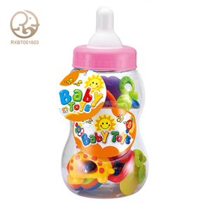 Montessori inspiré en plastique infantile bouteille de lait hochets jouets de dentition nouveau-né saisissant la main shaker bébé cloche enfants <span class=keywords><strong>hochet</strong></span> en gros - Product Image 1