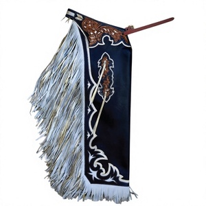 Chaps de Rodeo Western pour Homme en Cuir Véritable Blanc avec Franges, Ceinture Ornée de Motifs Floraux, Coutures Décoratives, Fermeture à Boucle, Coupe Décontractée - Product Image 1
