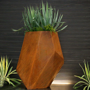 Weathering steel oxidado big square maceta - Product Image 5