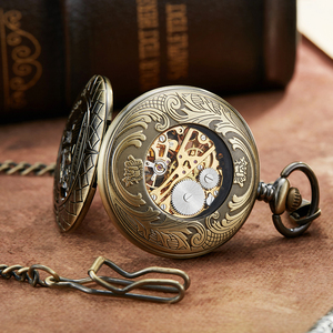 Reloj de Bolsillo Mecánico con Diseño de Tren, Reloj de Bronce para Hombre, Reloj de Cuerda Manual con Números Romanos Grabados, Relojes de Bolsillo con Caja de Regalo - Product Image 3