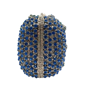 Bolso de Noche de Lujo para Mujer con Cristales Florales, Elegante Cartera de Mano con Rosas y Pedrería, Brillante para Bodas, Festivales y Fiestas - Product Image 5