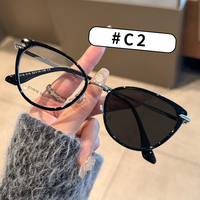 Lunettes de Vue Tendance Haut de Gamme Monture Métallique Oeil de Chat Anti-Lumière Bleue Photochromiques Claires pour Femmes