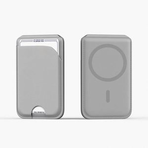 Cartera Magnética de Piel Sintética de Color Sólido para Tarjetas de Crédito y Pasaportes con Localizador AirTag y Carga Inalámbrica - Product Image 4