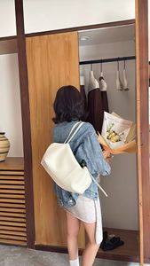 <span class=keywords><strong>Borsa</strong></span> a tracolla morbida di colore bianco solido con chiusura a cerniera in vera <span class=keywords><strong>pelle</strong></span> da donna 2025 vendita calda - Product Image 3