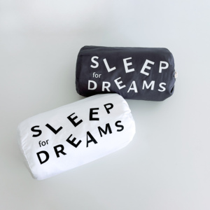 ชุดเครื่องนอนผ้าไหมไลโอเซลเทนเซล 300T พรีเมียม ปักโลโก้ได้ พร้อมขอบลูกไม้ ระบายความร้อน นุ่มสบาย ปลอกผ้านวม ปลอกหมอน ผ้าปูที่นอน - Product Image 6