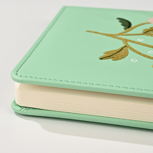 Cuaderno Espiral A5 con Bordado de PU, Diario de Trabajo para Estudiantes, Diseño Floral Simple y Portátil, Regalo - Product Image 3