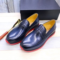 Chaussures en cuir véritable pour hommes, style italien, mocassins décontractés, semelle en caoutchouc rouge, faciles à porter, confortables, à enfiler.