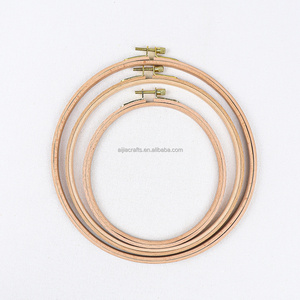 Telai da ricamo rotondi in legno per lavoretti fai da te, di varie dimensioni - Product Image 5