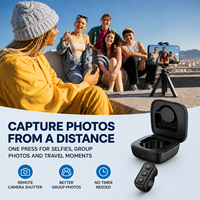 Mini Control Remoto para Selfies con Anillo, Estuche de Carga, Obturador Inalámbrico para Cámara, Control de Música y Desplazador de Video TikTok para iOS y Android