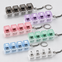Porte-clés personnalisé en forme de touche de clavier, breloque en acrylique style bouton de clavier coloré, fermoir métallique, vente en gros, cadeau publicitaire souvenir