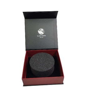 Collar de cuero personalizado para mascotas, caja de regalo de lujo con correas para perros y gatos - Product Image 3