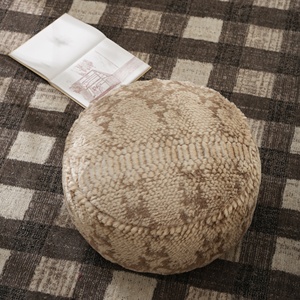 <span class=keywords><strong>Housse</strong></span> <span class=keywords><strong>de</strong></span> pouf ronde en imitation <span class=keywords><strong>fourrure</strong></span> animale, design original, décoration d'intérieur, coussin <span class=keywords><strong>de</strong></span> sol moelleux, pouf <span class=keywords><strong>de</strong></span> salon - Product Image 3